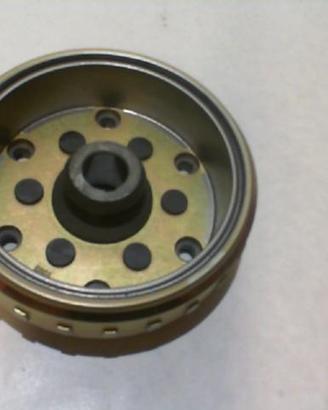 VOLANO MAGNETE MXU 500 KYMCO 31110-LKA8-E0A