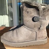 Stivaletti Ugg grigi