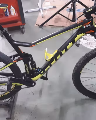 SCOTT SPARK FULL CARBONIO 2018