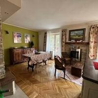 Affascinante trilocale ristrutturato (pineta)