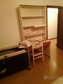 Camera letto ,divano ,credenza