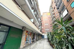 Magliana - locale c/1