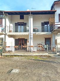 PORZIONE INDIPENDENTE 3loc CON AREA ESTERNA