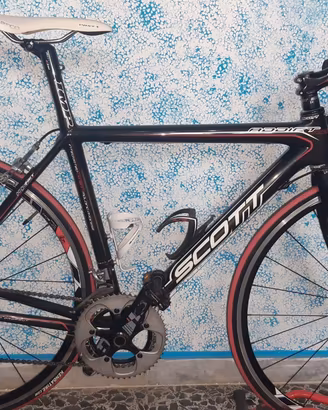 Scott  addict R2