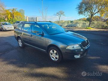 Skoda Octavia Station wagon 4x4 + gancio traino 