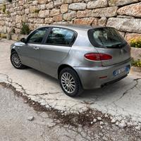 Alfa Romeo 147