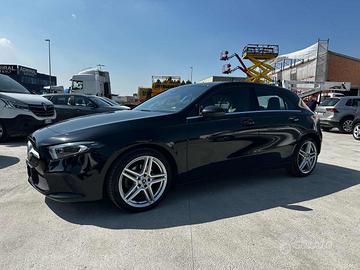 MERCEDES-BENZ A 200 Automatic Sport