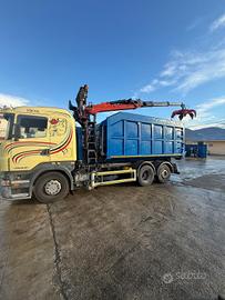 Scania R 470 + Cassa con gru