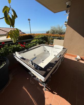 Vasca idromassaggio Jacuzzi ID77 originale – 13 bo