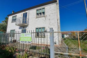 Casa singola con terreno a Villadose