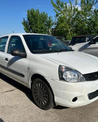 RENAULT Clio 1.2 5 porte Confort