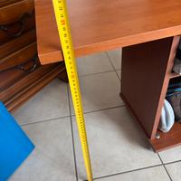 Mobile portaTV con rotelle