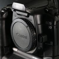 CANON EOS 30