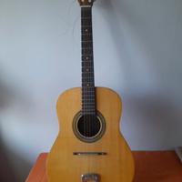 chitarra acustica