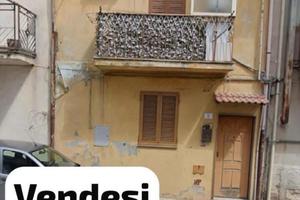 Casa indipendente su due livelli