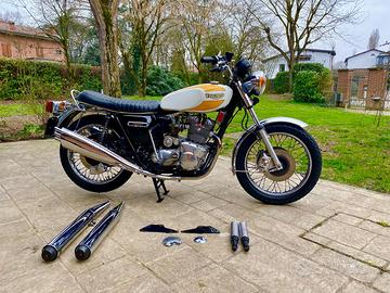 Triumph Trident T160