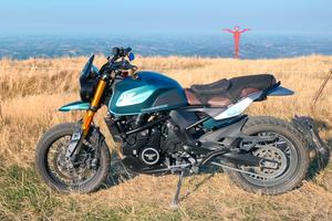 Moto Morini Seiemmezzo SCR 2023 35kw