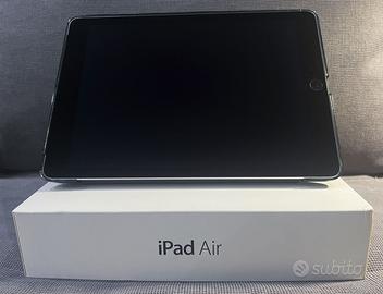 iPAD Air modello A1567 64Gb Wi-Fi + Cellular