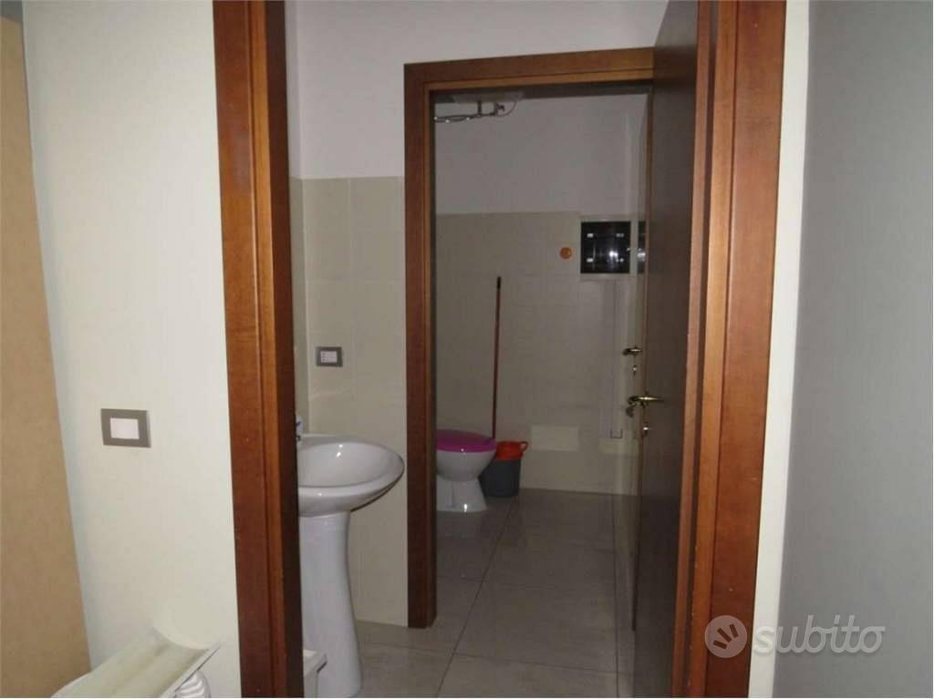 Immobile di 80 m² con 1 locale a Reggio Emilia - Vista 4