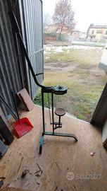 tappa bottiglie con sughero