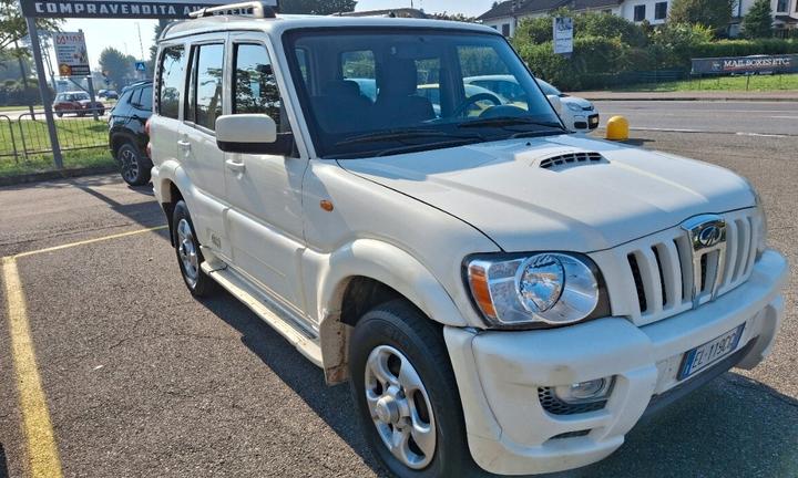 Mahindra Goa 2.2 TDI 4x4 Scorpio