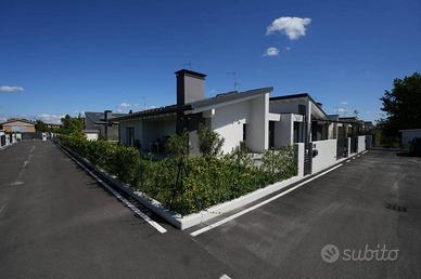 Villa di 183 m² con 4 locali e box auto a San Giov
