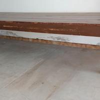 Tavolata in legno lungo