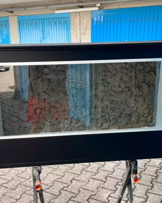 Teca / Terrario  100x 40 x 50h (circa)
