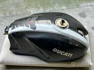 Ducati monster i
