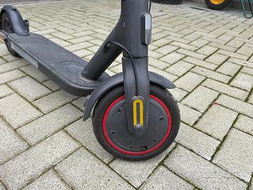 monopattino Xiaomi pro 2