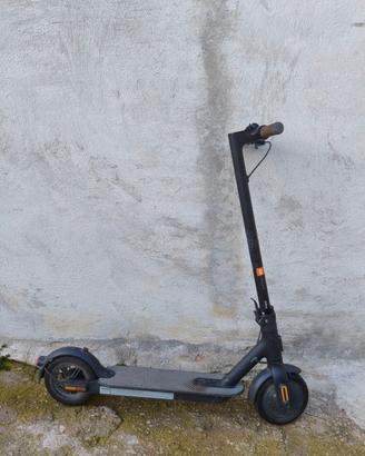 monopattino elettrico