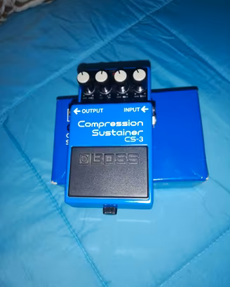 Pedalini Boss +Marchal+Behringer Ecc+amplifi