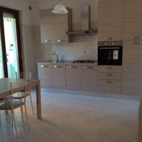 Rif.a117-bilocale arredato nuovo con garage e post