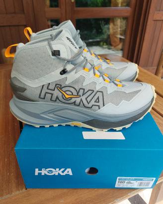 Hoka mafate hike