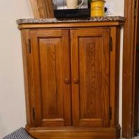 Angoliera in castagno 