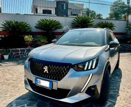 Peugeot 2008 GT Eat8 - Garanzia 2026