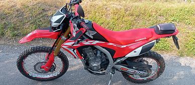 moto CRF 250 l