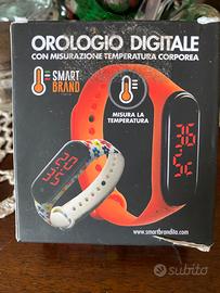Orologio digitale da polso a carica usb