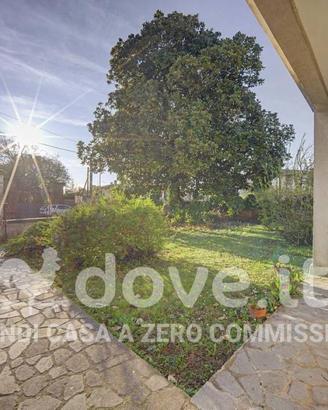Villa di 240 m² con più di 5 locali a Conselve