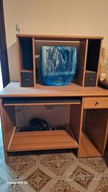 Scrivania in legno