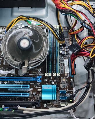 Kit Scheda Madre ASUS + Intel Core i7-2600 + 16GB
