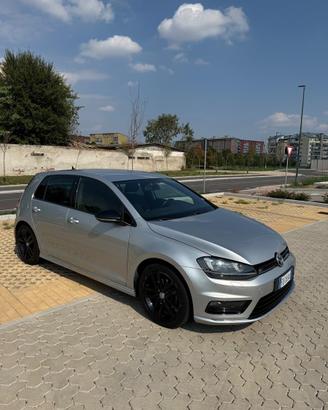 Golf 7 1.6 TDI 110 CV R-Line DSG – 2016