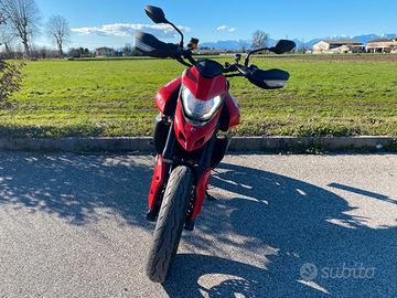 Hypermotard 950