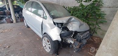 RICAMBI VOLKSWAGEN GOLF PLUS 2.0 TDI ANNO 2011