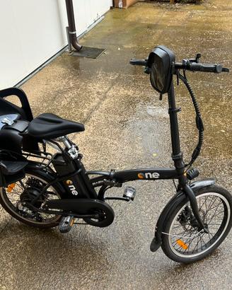 bicicletta elettrica pieghevole