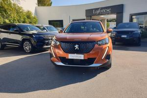 PEUGEOT 2008 BlueHDi 100 S&S Allure Navi Pack