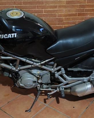 Ducati monster 620i