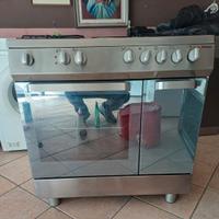 cucina a gas forno elettrico ventilato 5 fuochi
