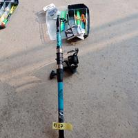 Lotto di 4 canne da pesca Decathlon per acqua dolc