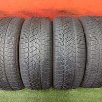 235 60 18 Gomme Invernali 60% Pirelli 235 60R18